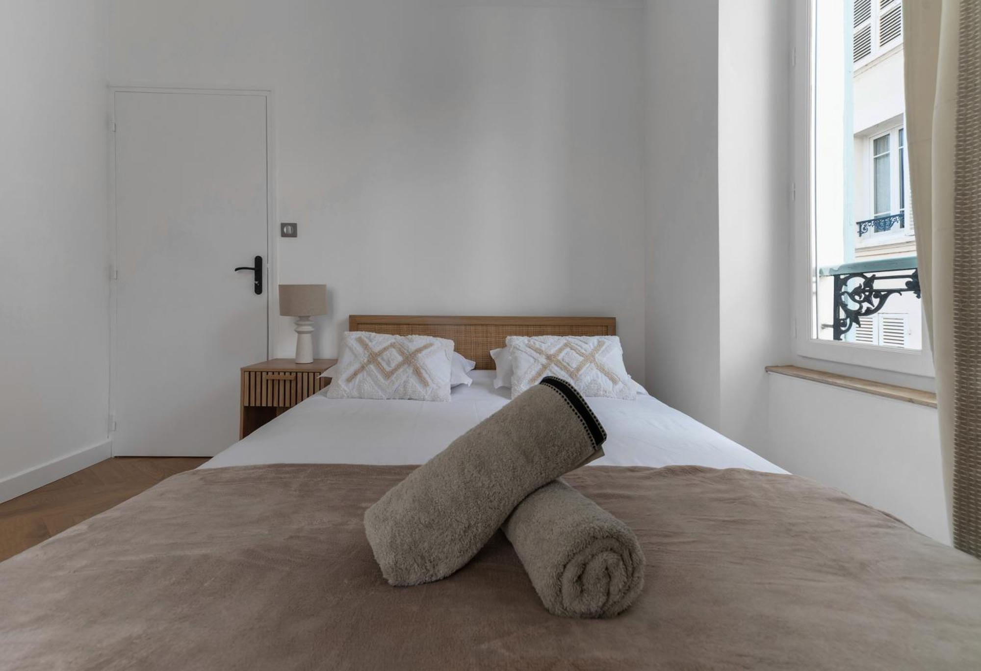 Residence Serbie - Appartements Design Et Climatises En Centre Ville Vichy Exterior photo