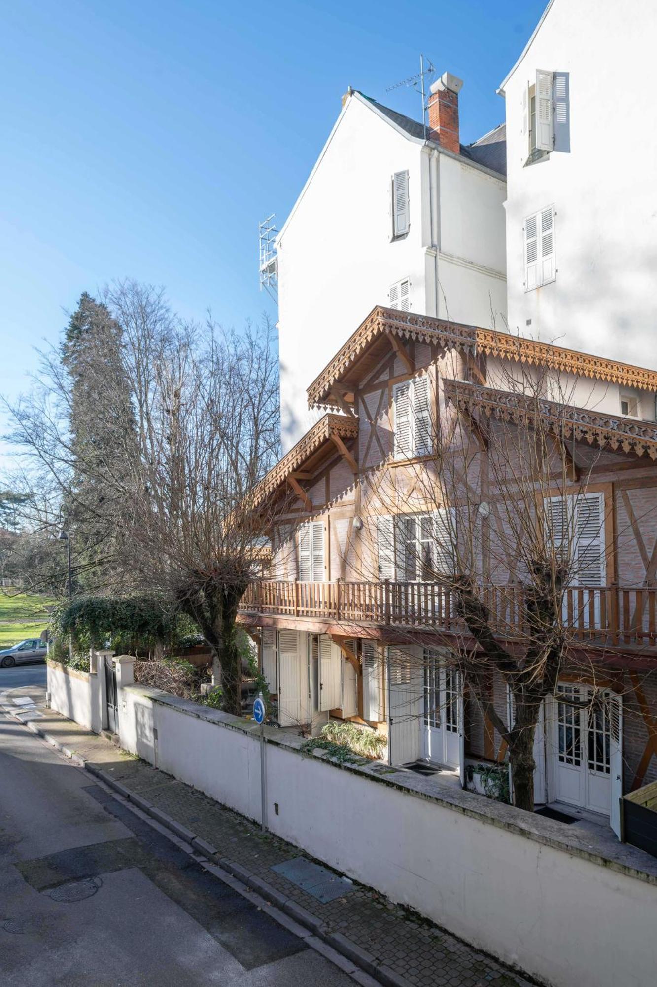 Residence Serbie - Appartements Design Et Climatises En Centre Ville Vichy Exterior photo