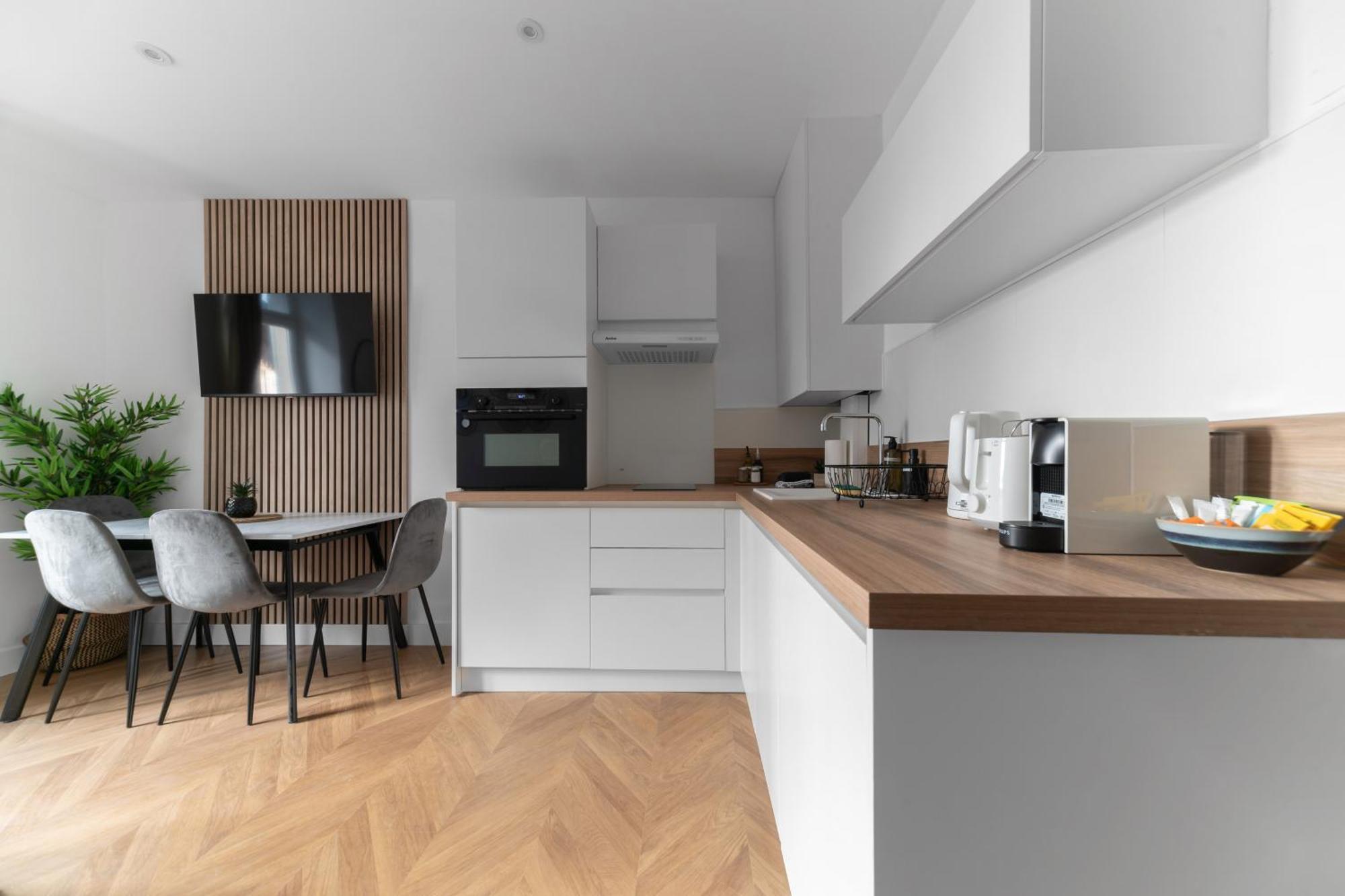 Residence Serbie - Appartements Design Et Climatises En Centre Ville Vichy Exterior photo