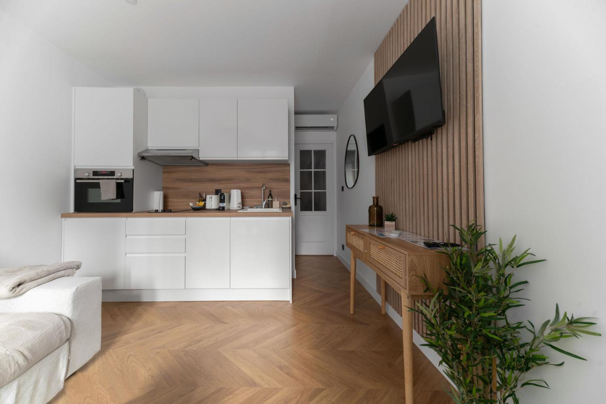 Residence Serbie - Appartements Design Et Climatises En Centre Ville Vichy Exterior photo